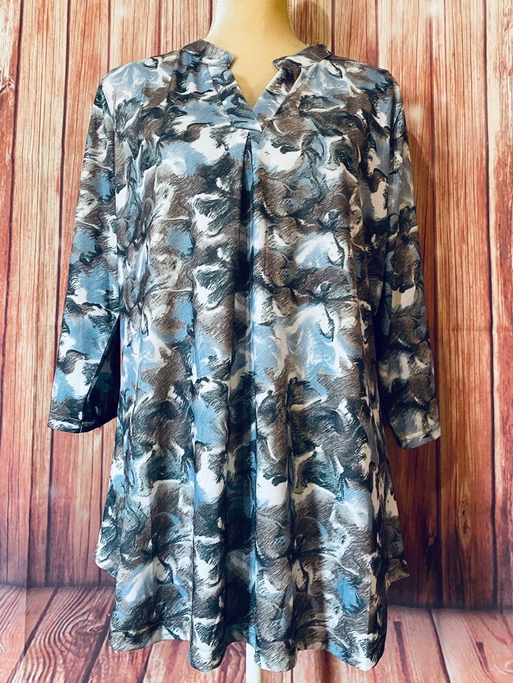 Women’s XL Blouse Ninedaily Multicolored 3/4 Sleeves V Neck Silky Stretch